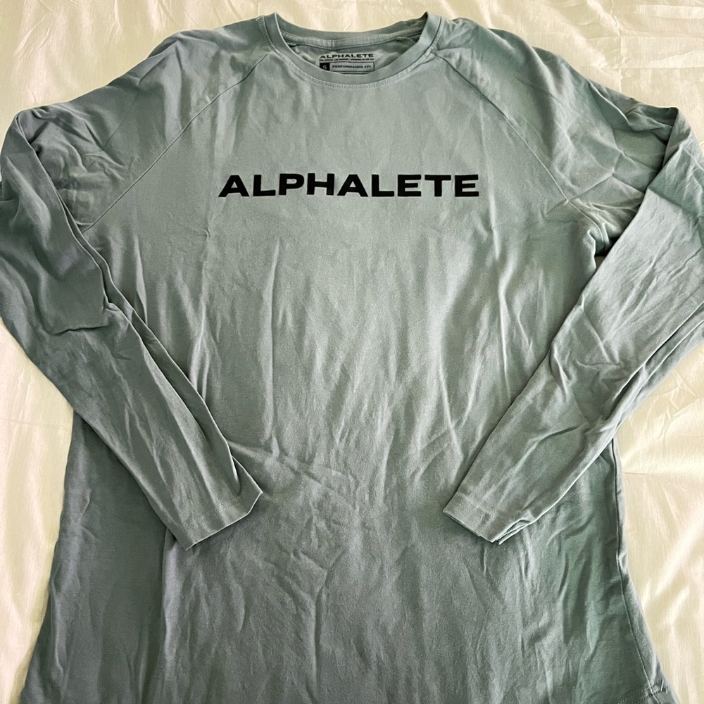 Alphalete Long Sleeve Shirt